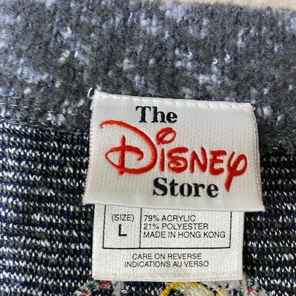 Disney Store Sweater Fleece Pooh Eeyore Gray Snowflakes Trees Holidays  Size L - Picture 4 of 6